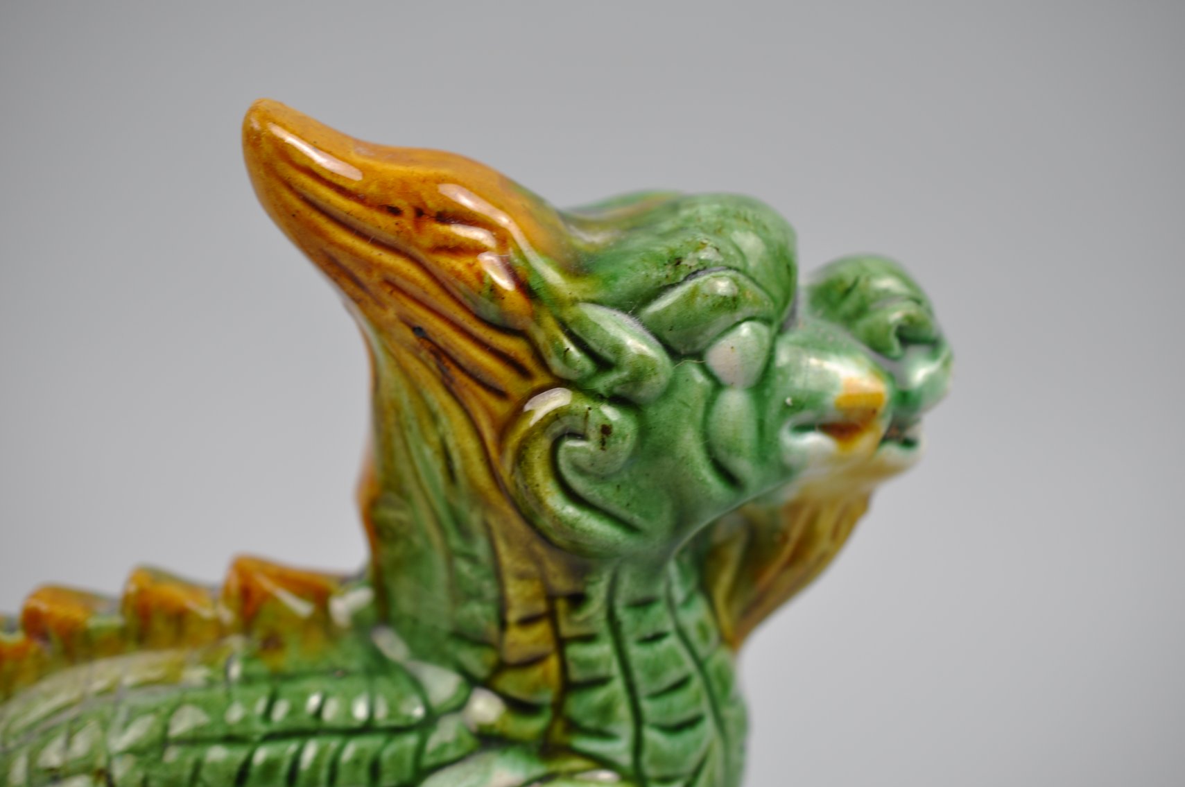 Chinese Sancai Glazed Dragon Foo/Qilin Dog 20th Century Roof Tile