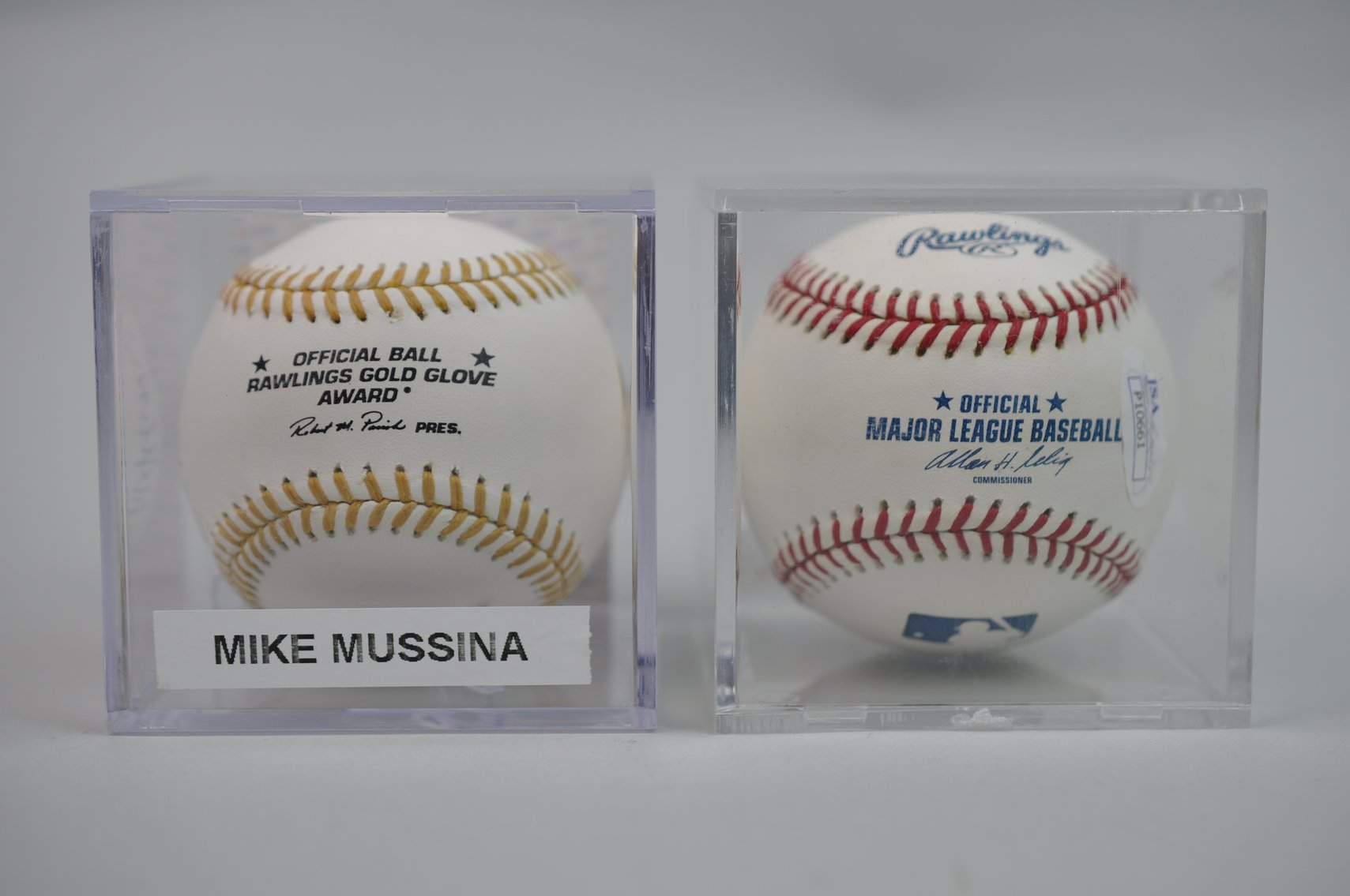 Pitcher Greats-Gossage & Mussina Signed balls