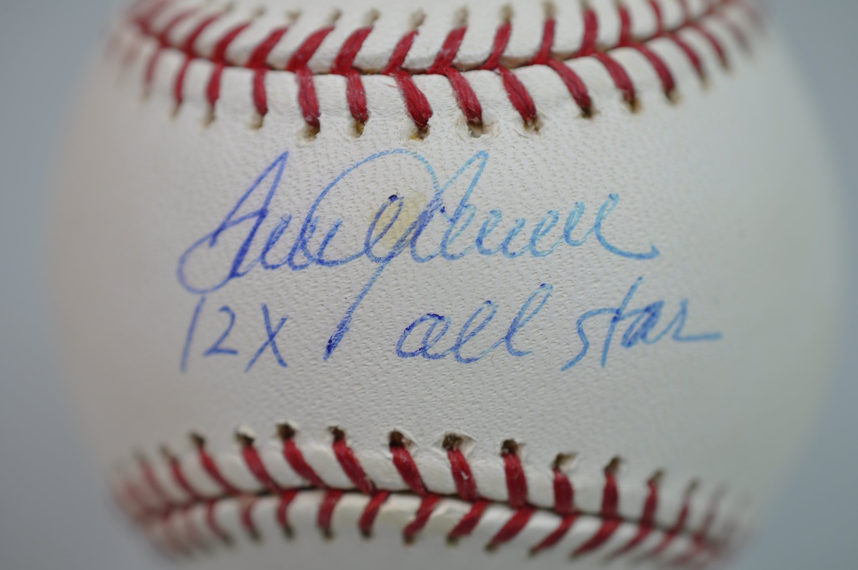 HOF Tom Seaver Inscribed Baseball