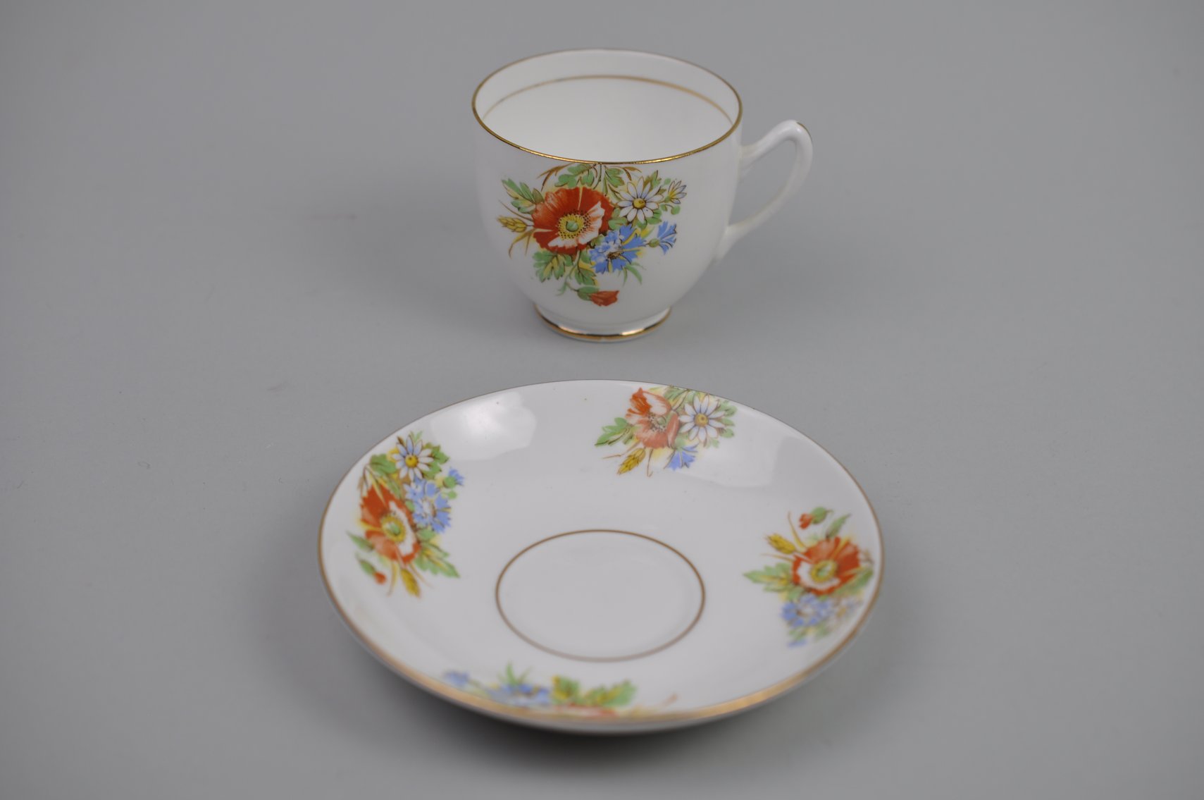 Teacups w/ Saucers Collection