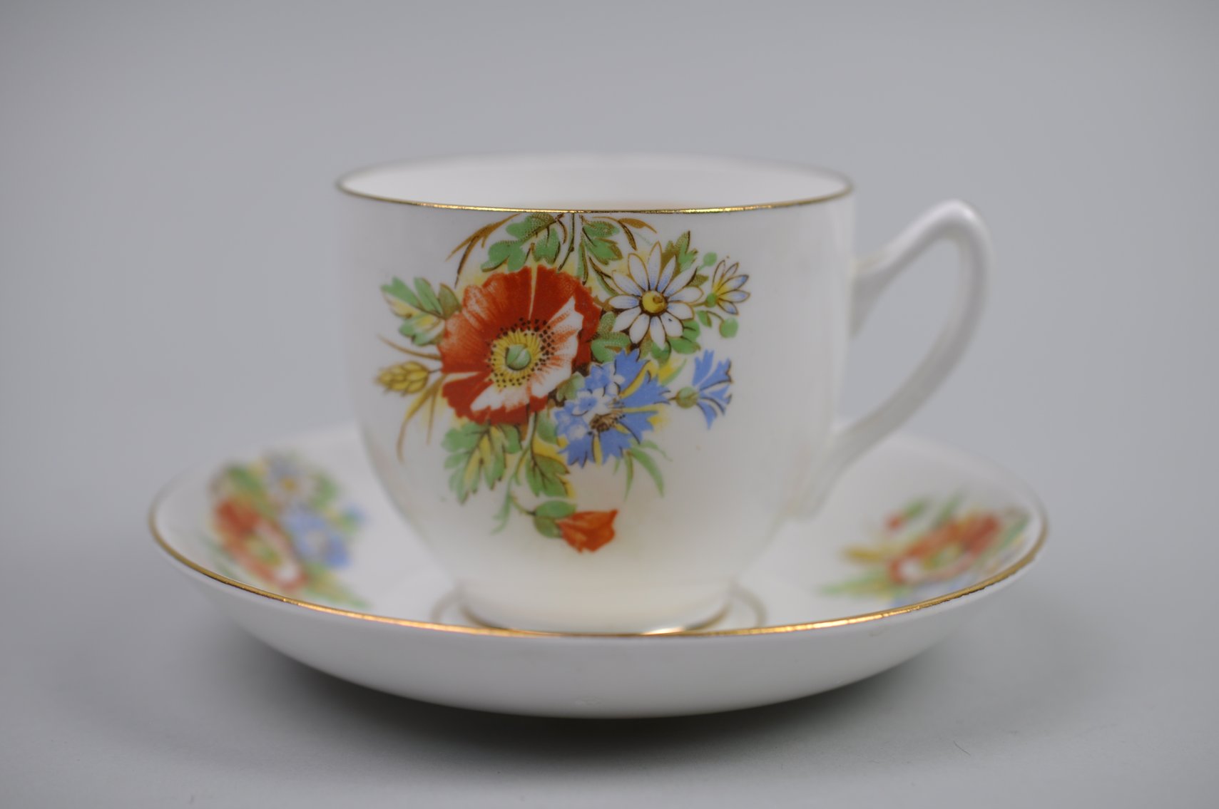 Teacups w/ Saucers Collection