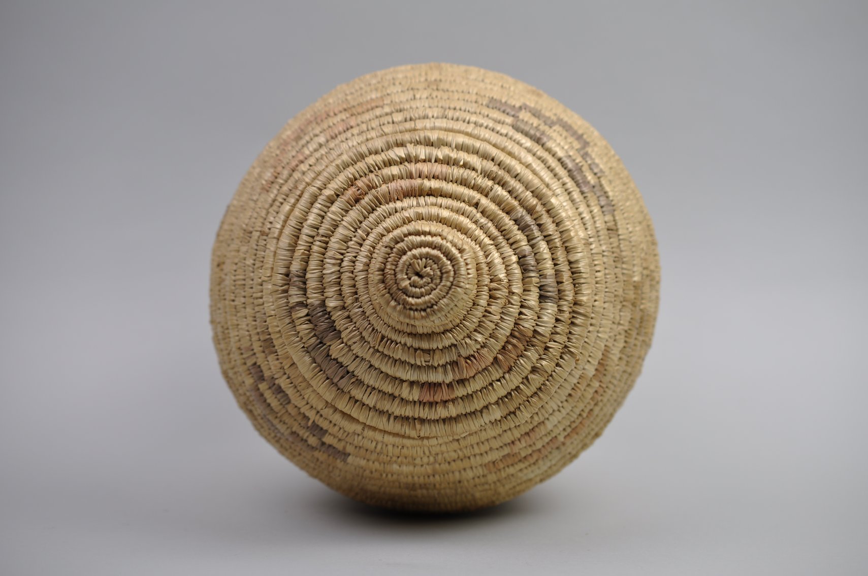 Native American Basket w/ Lid