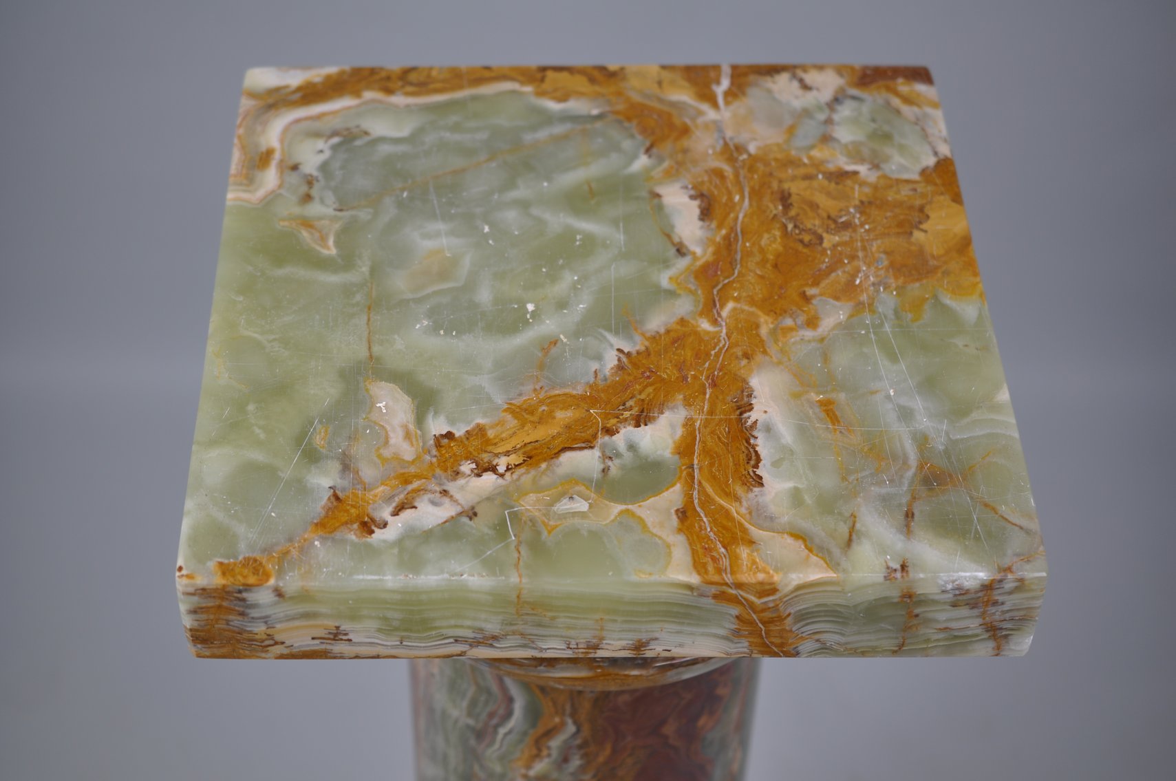 Banded Onyx Pedestal/Pillar