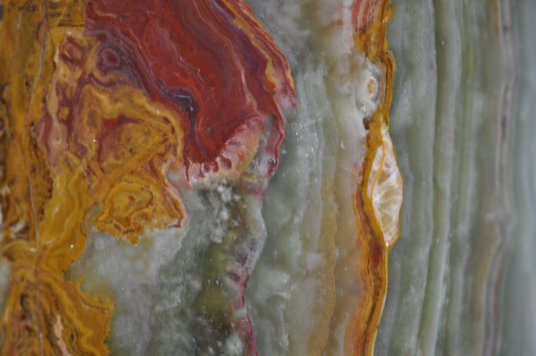 Banded Onyx Pedestal/Pillar
