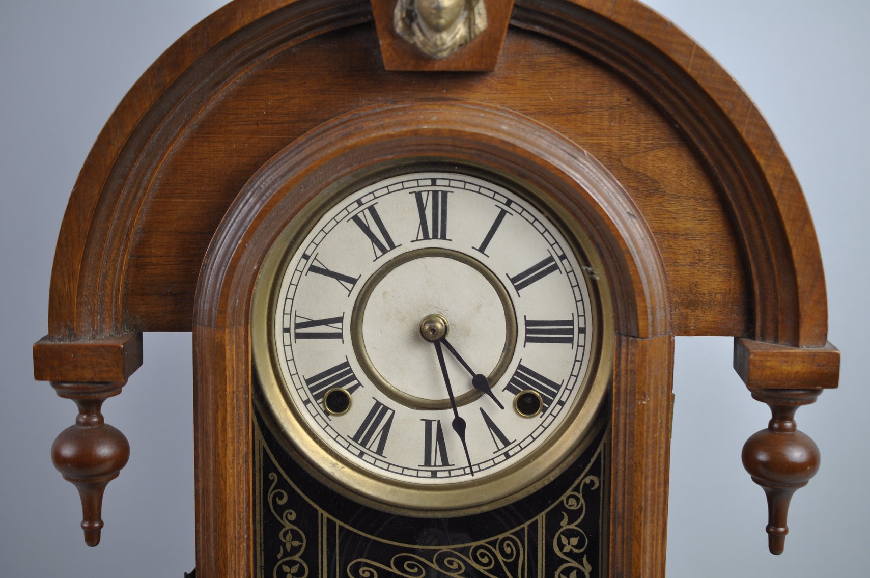 Cathedral Style Mantel Clock