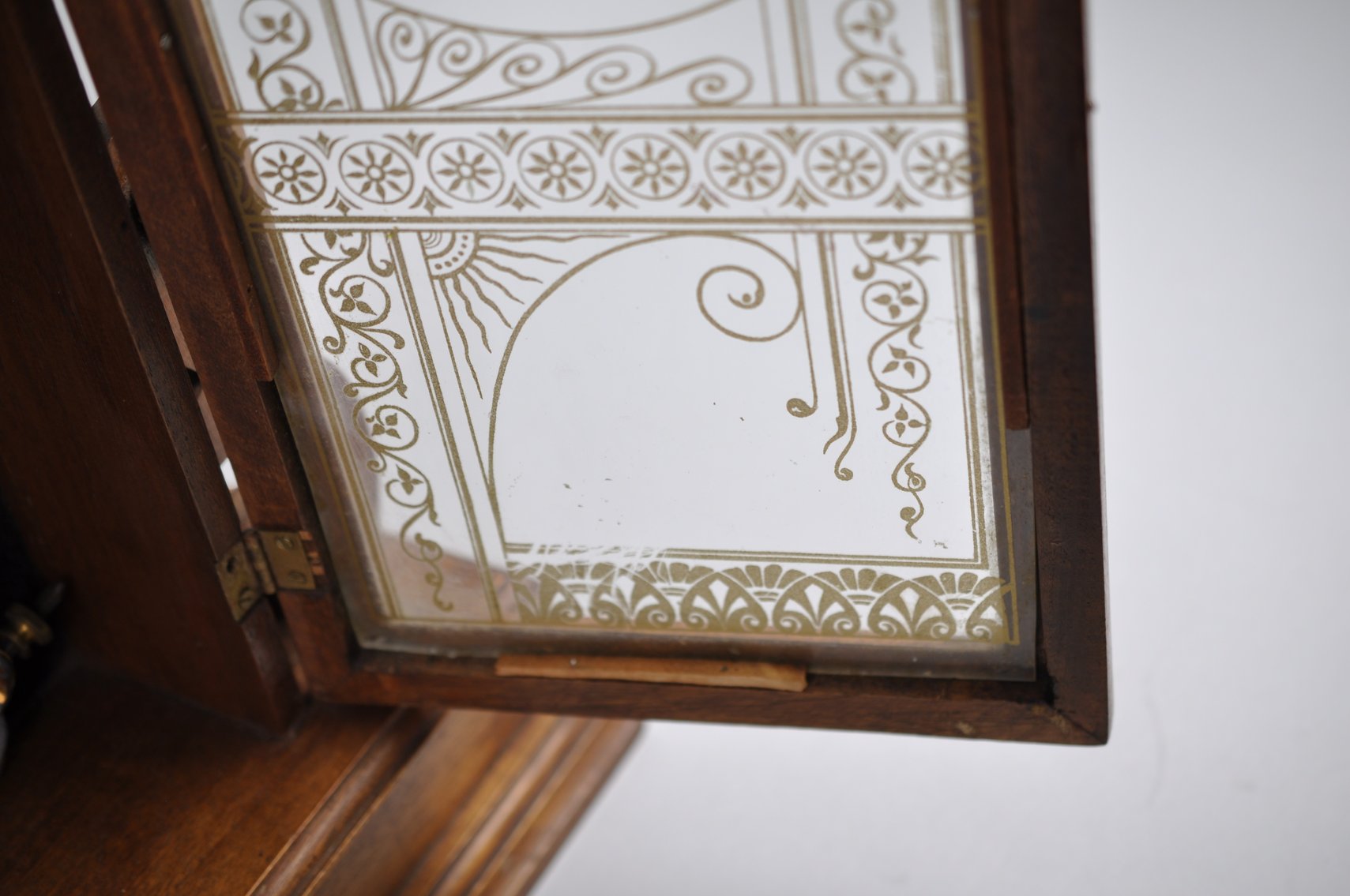 Cathedral Style Mantel Clock