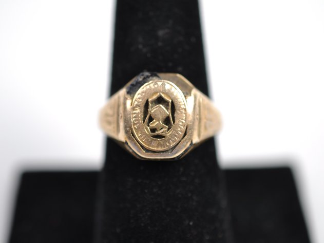 Gold Class Ring 1930