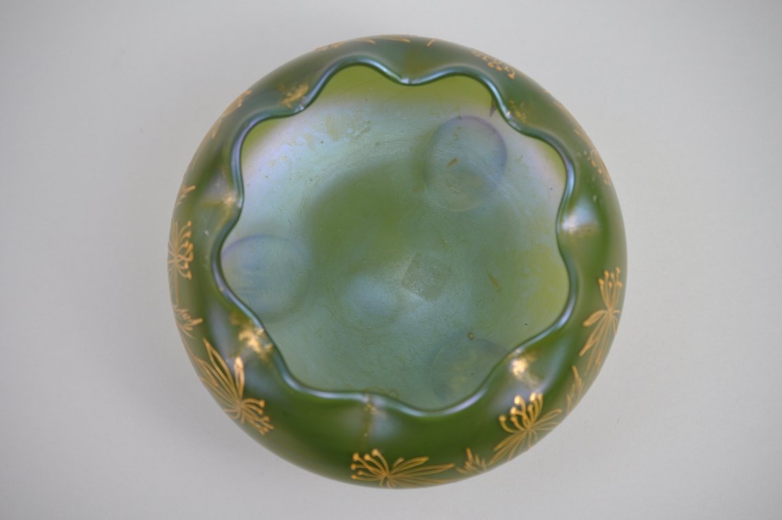 Loetz Style Green Iridescent Glass Rose Bowl