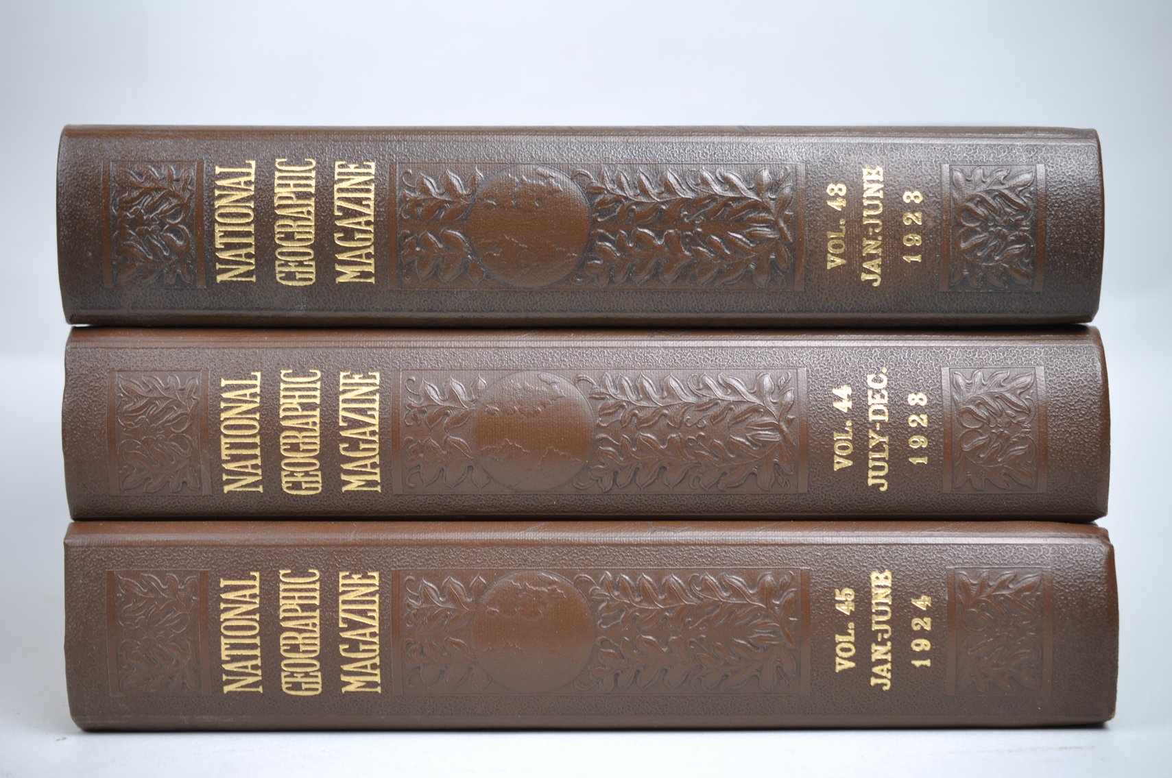 Vol. 43-47 National Geographic 1923-1925 Brown Leather Bound