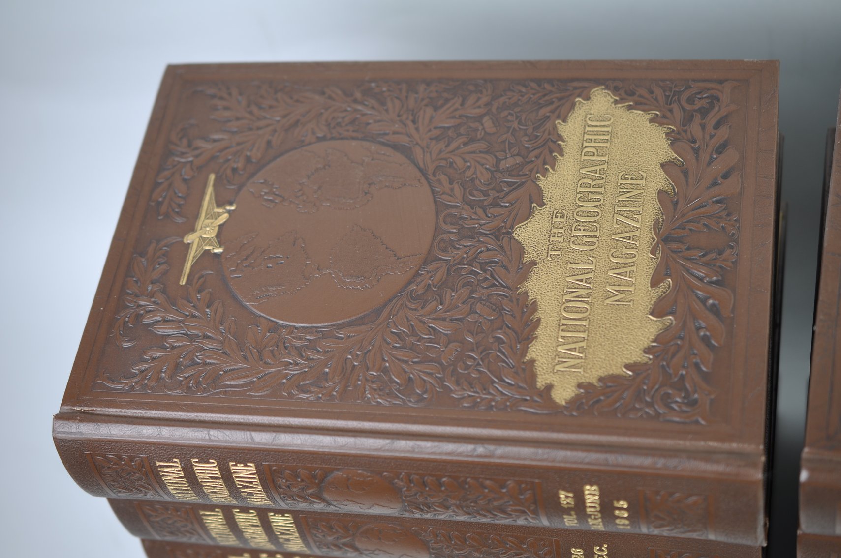Vol. 119-136 National Geographic 1961-1969 Brown Leather Bound