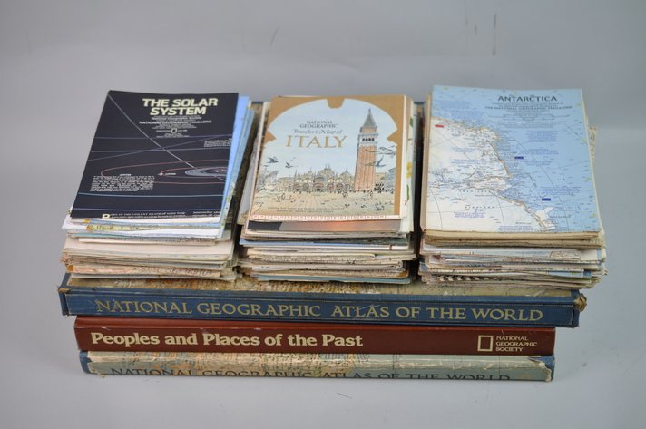 National Geographic Collection of 100 Maps & Atlas Books