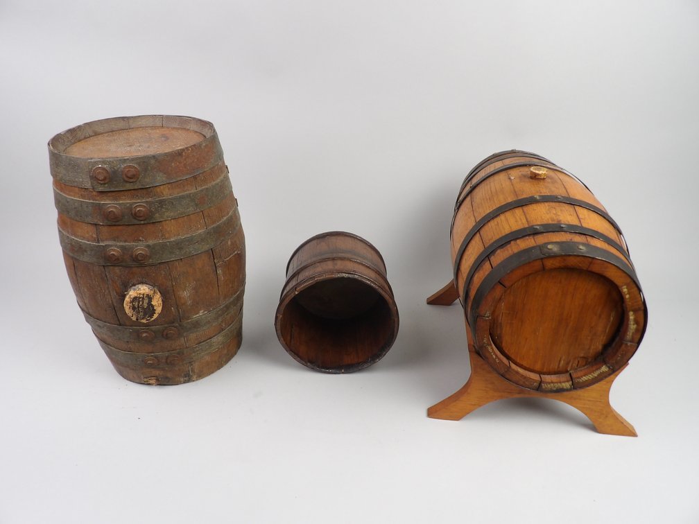 Primitive Firkin, Barrel, Stave Keg