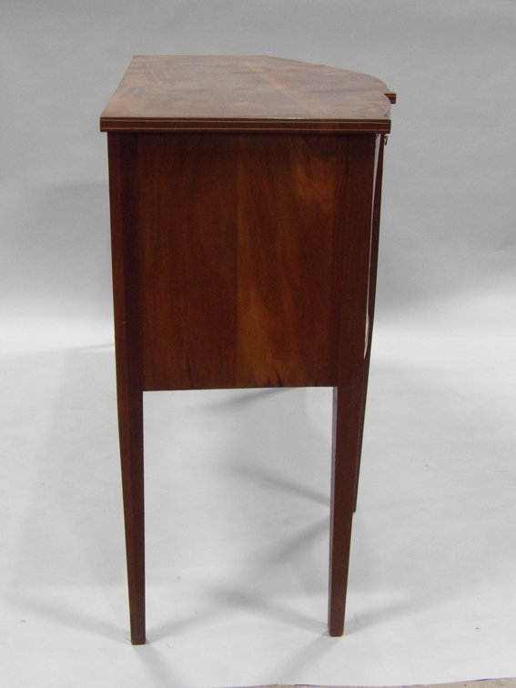 Hepplewhite Mahogany High Leg Sideboard