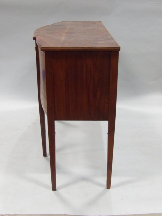 Hepplewhite Mahogany High Leg Sideboard