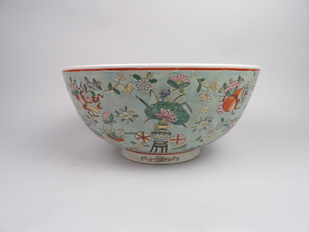 Chinese Famille Rose Bowl