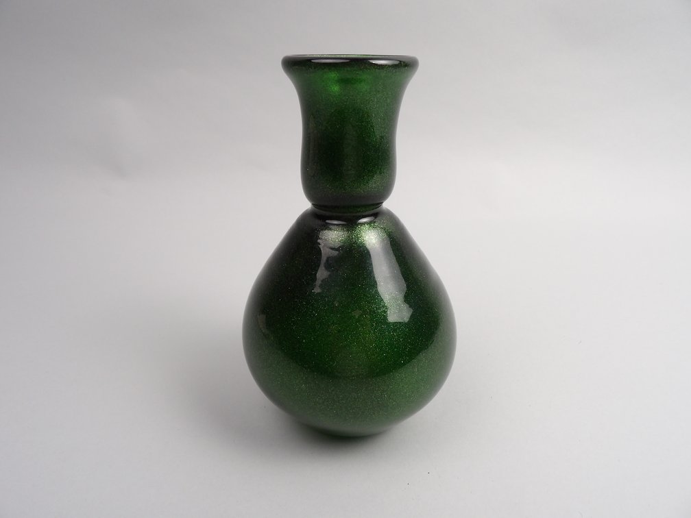 Emerald Green Glitter Glass Vase