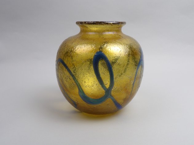 Early Charles Lotton 1972 Art Glass Vase