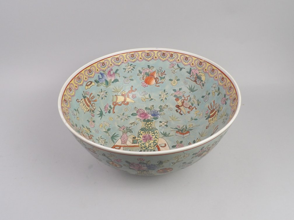 Chinese Famille Rose Bowl