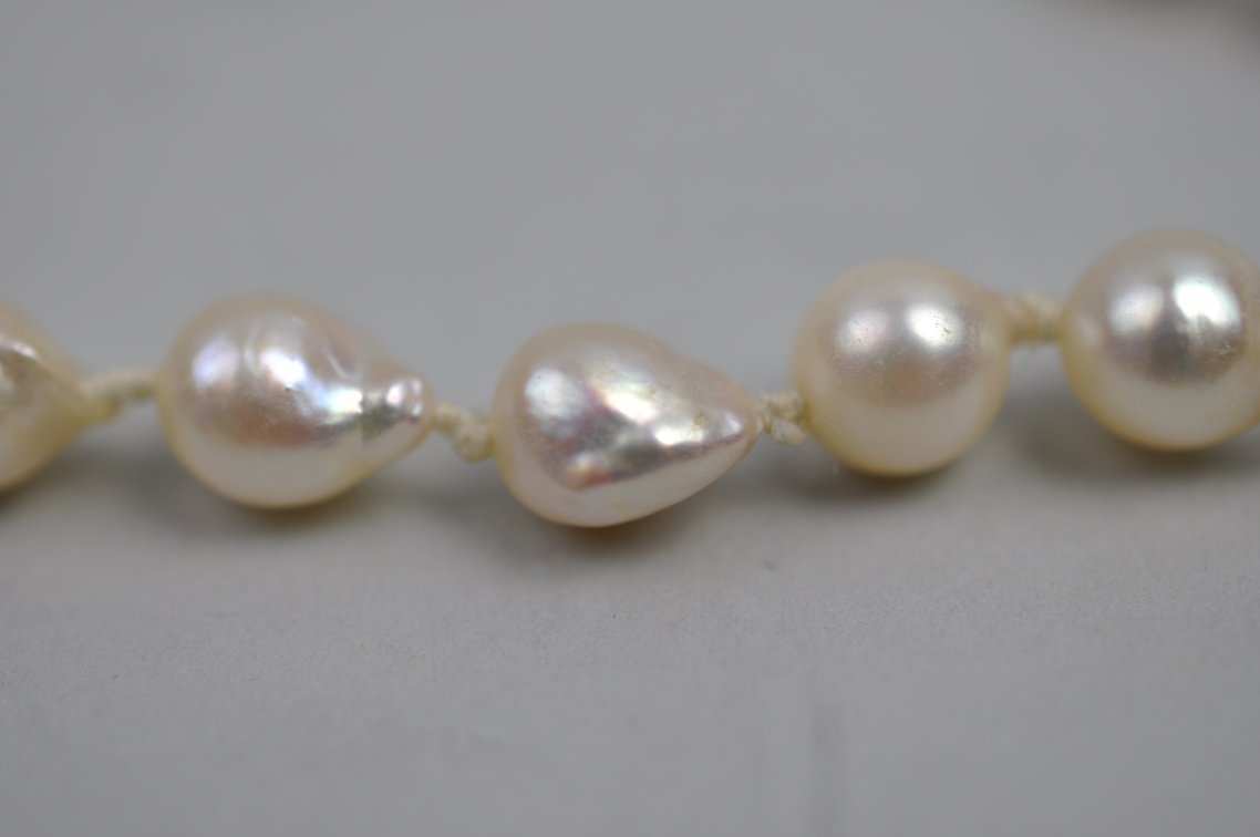 14K Gold Clasp Cultured Pearl Necklace