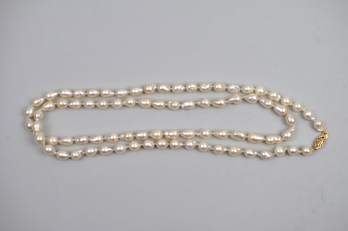 14K Gold Clasp Cultured Pearl Necklace