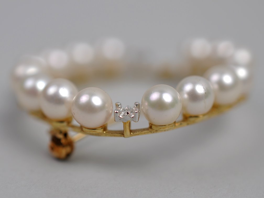 14K Gold Cultured Pearl Accent Stone