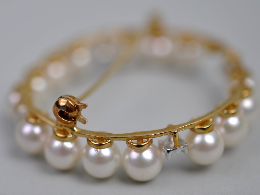 14K Gold Cultured Pearl Accent Stone