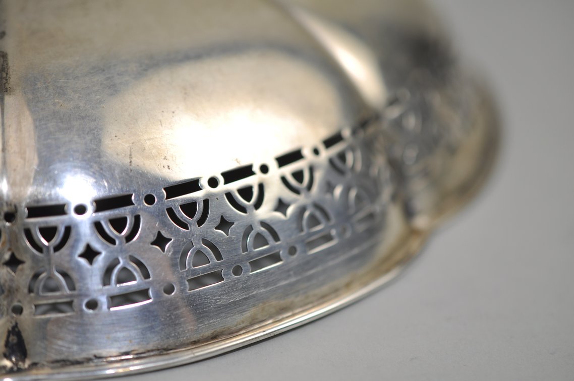 Sterling Silver Round Flower Plate