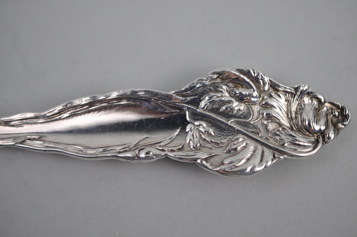 Les Six Fleurs Pattern Sterling Silver Fork Spatula
