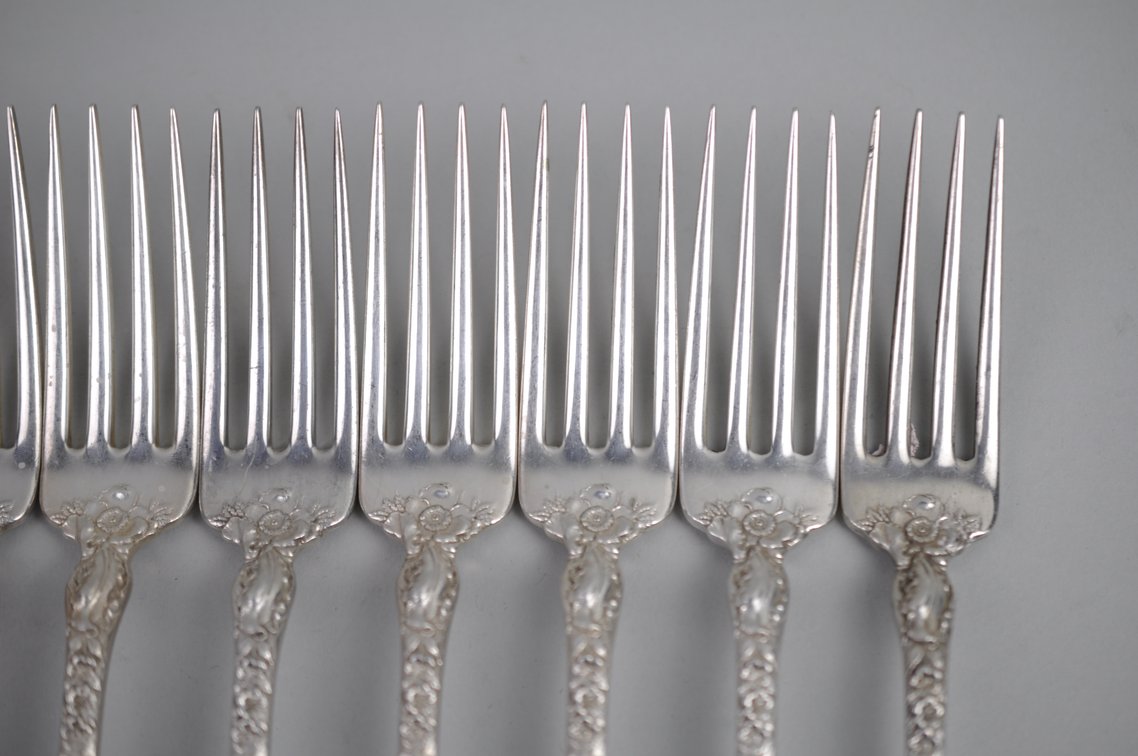 Reed & Barton Les Six Fleurs Sterling 12 Person 84 Pc Set