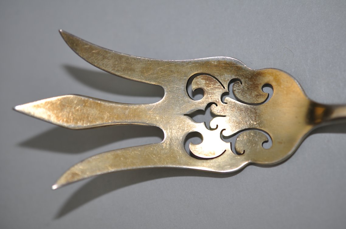Reed & Barton Les Six Fleurs Sterling Serving Fork