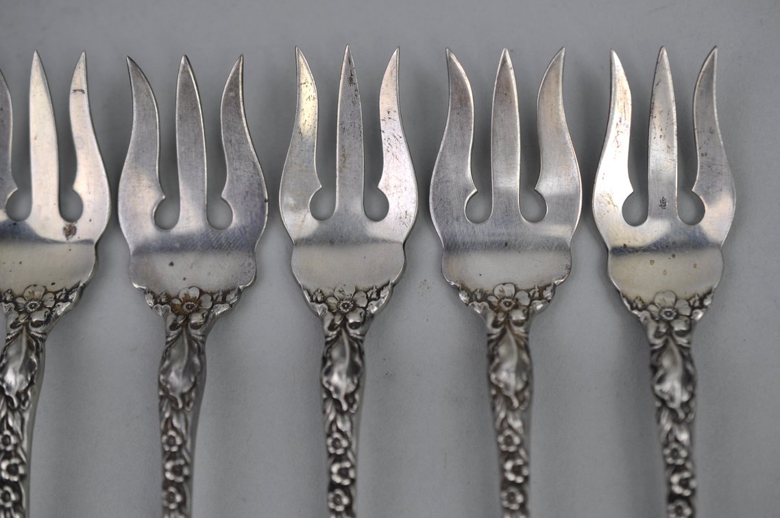 Reed & Barton Les Six Fleurs Sterling Cocktail Forks 10 Pc