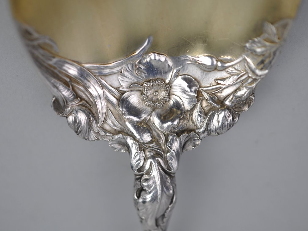 Reed & Barton Les Six Fleurs Sterling Large Berry Spoon