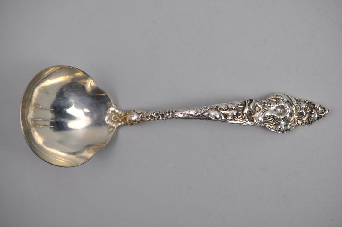 Reed & Barton Les Six Fleurs Sterling Oyster Ladle