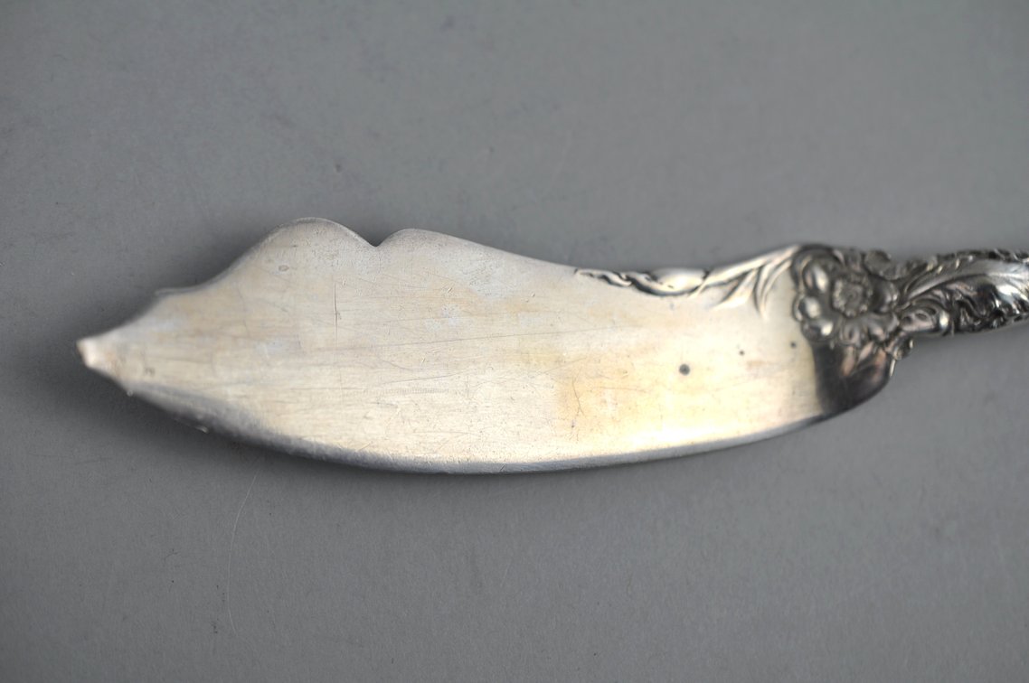 Reed & Barton Les Six Fleurs Sterling Butter Knives