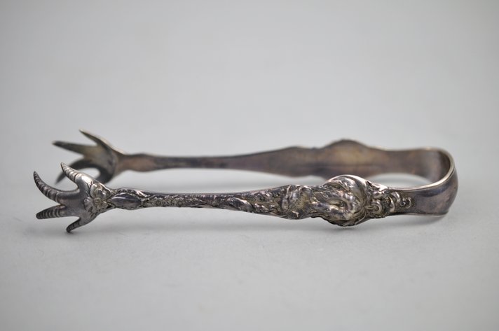 Reed & Barton Les Six Fleurs Sterling Sugar Tongs
