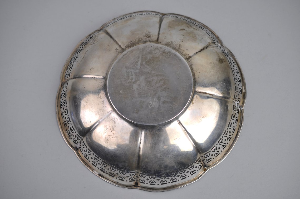 Sterling Silver Round Flower Plate
