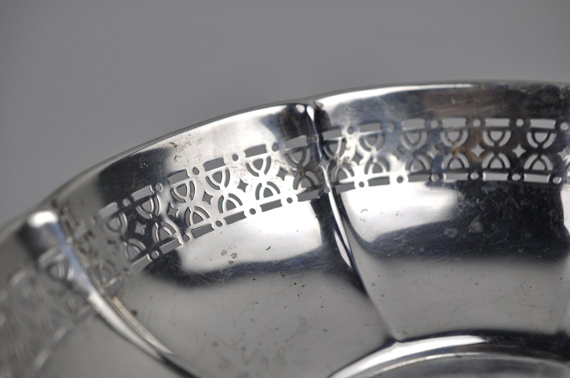 Sterling Silver Round Flower Plate