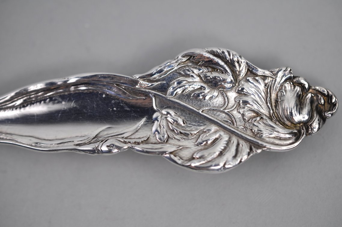 Reed & Barton Les Six Fleurs Pattern Sterling Silver Ice Cream Server