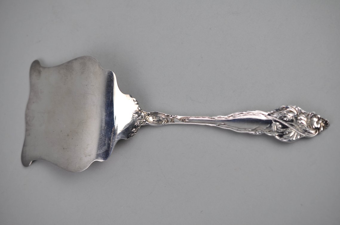 Les Six Fleurs Pattern Sterling Silver Fork Spatula
