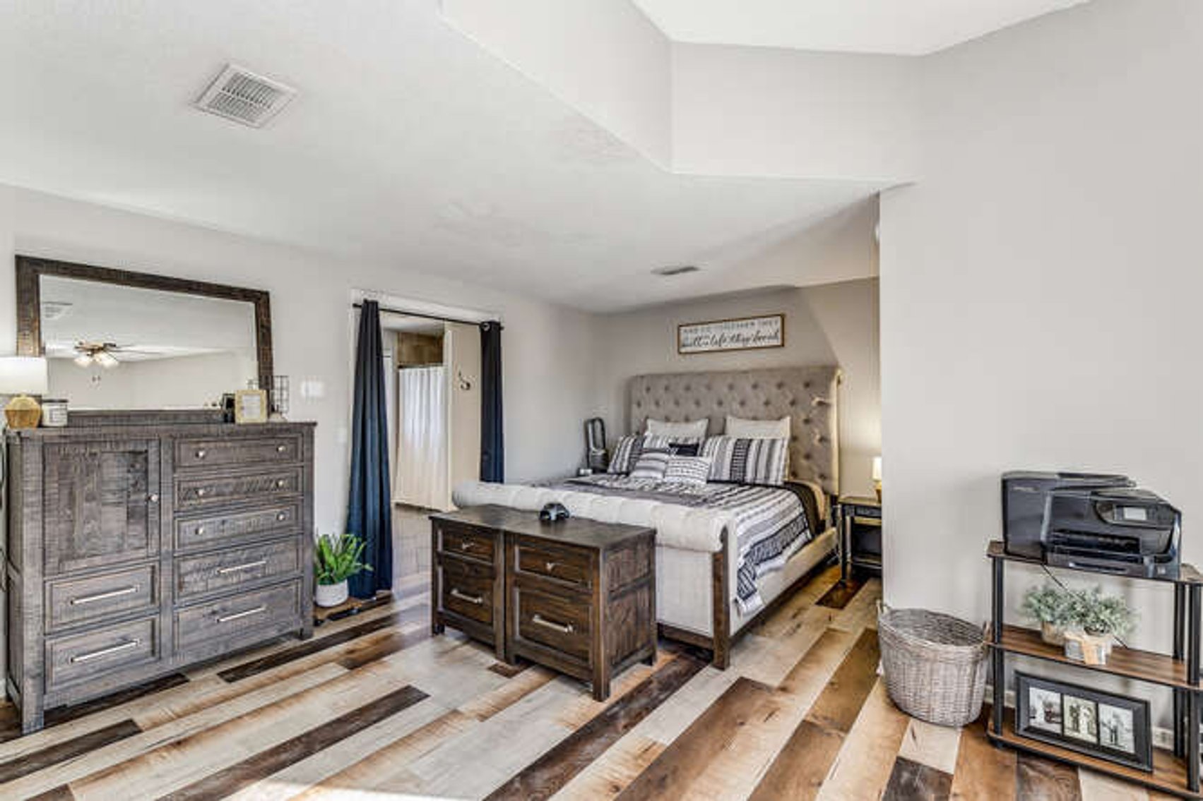 Image for Short Sale Opportunity