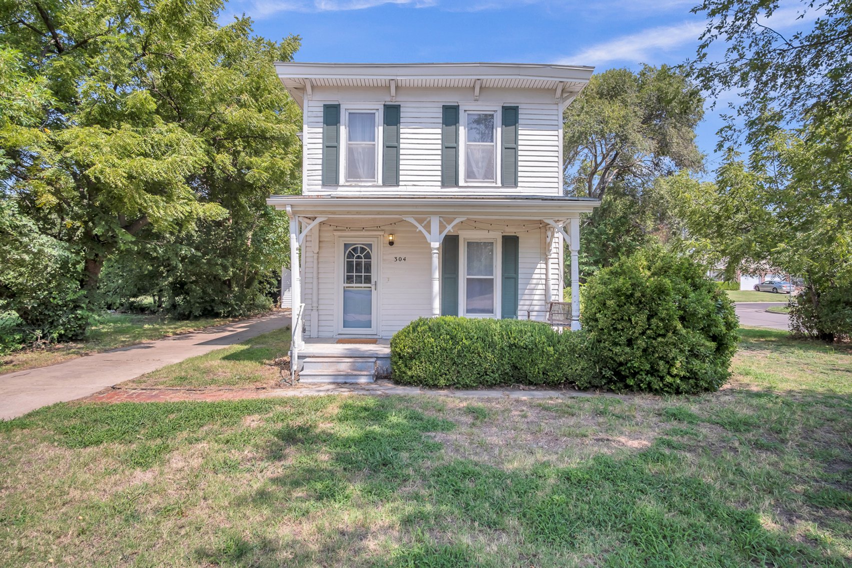 Image for 304 W 12th, Newton
