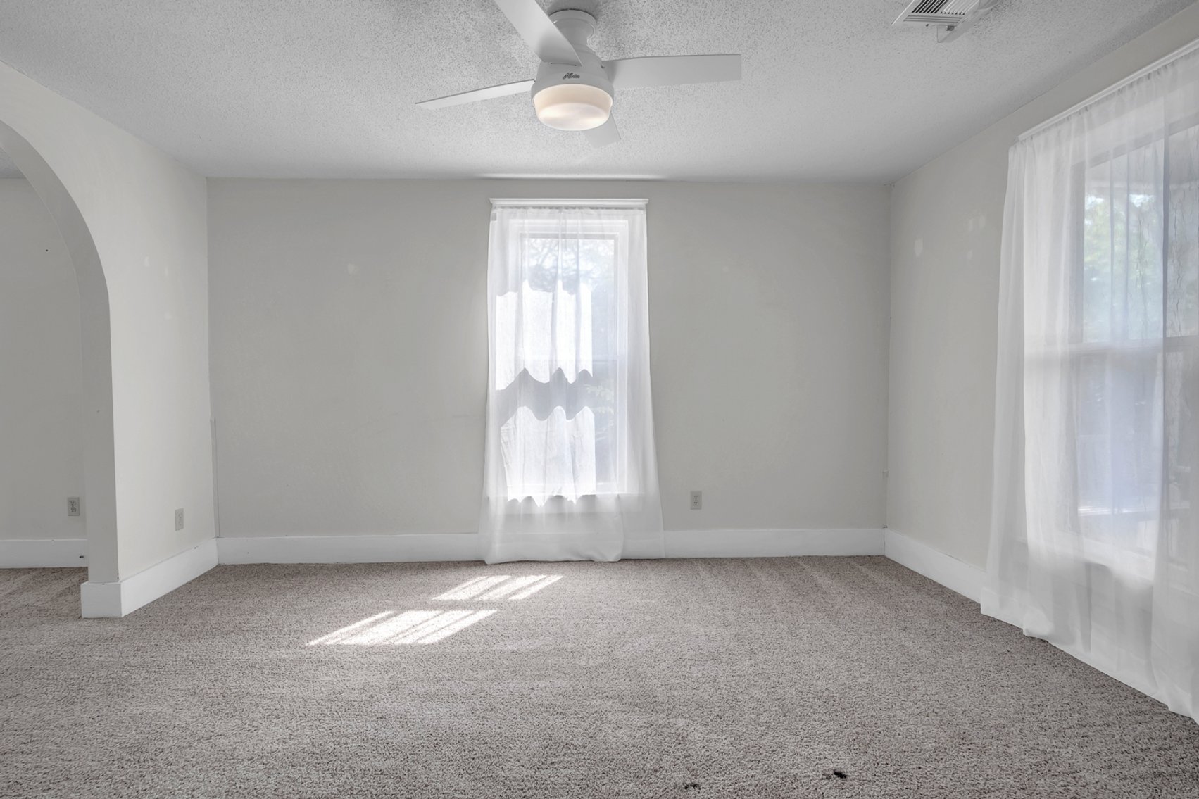 Image for 304 W 12th, Newton