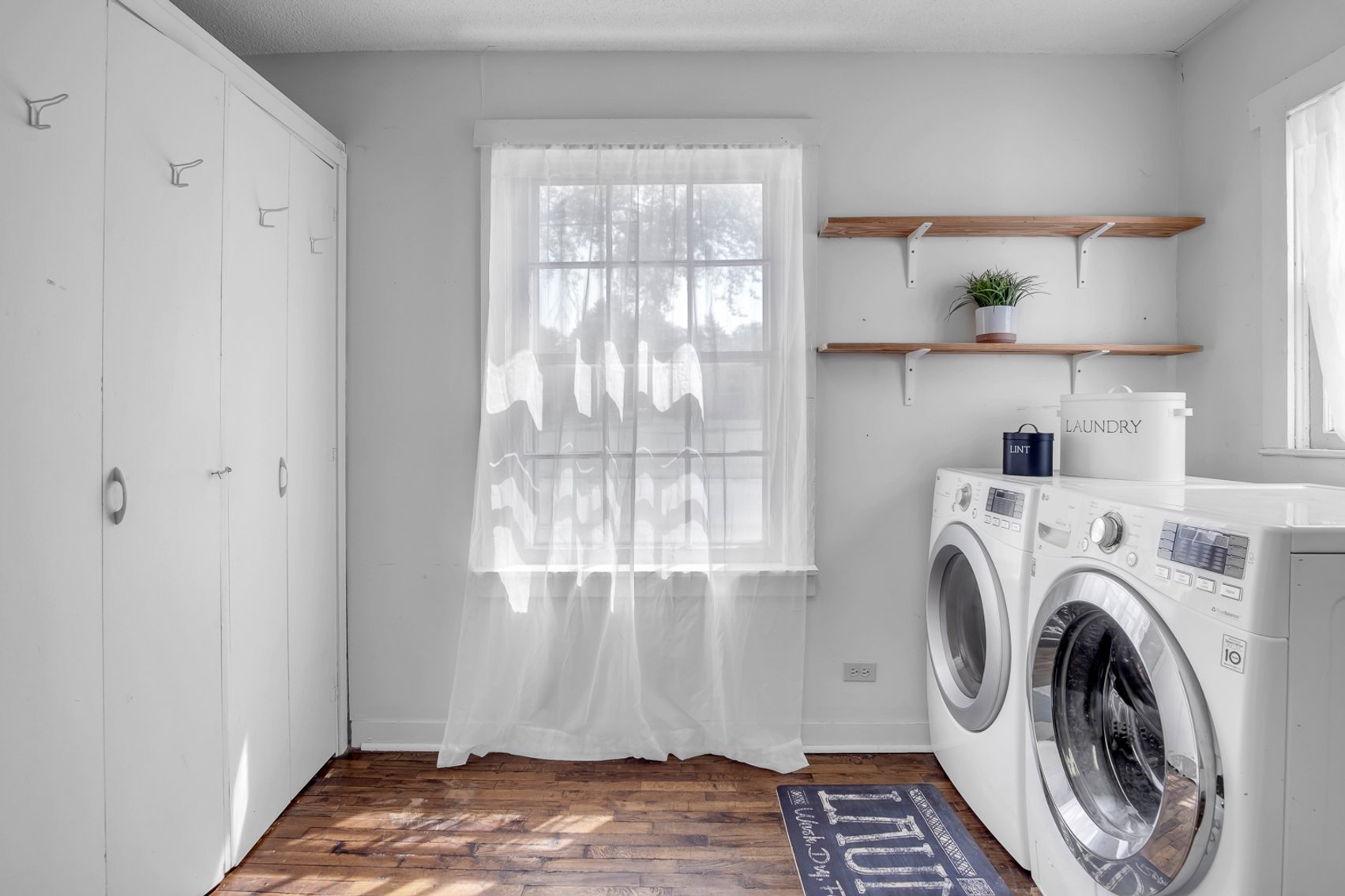 Image for 304 W 12th, Newton