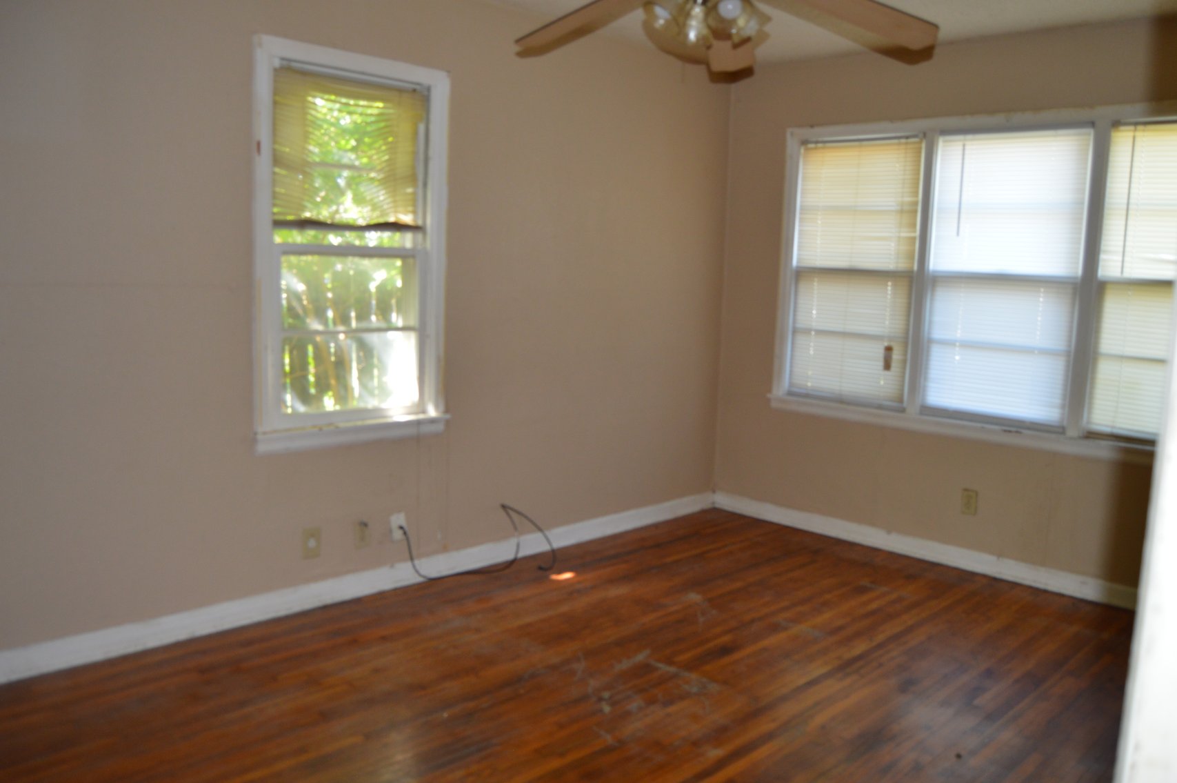 Image for 1727 E Millair Street