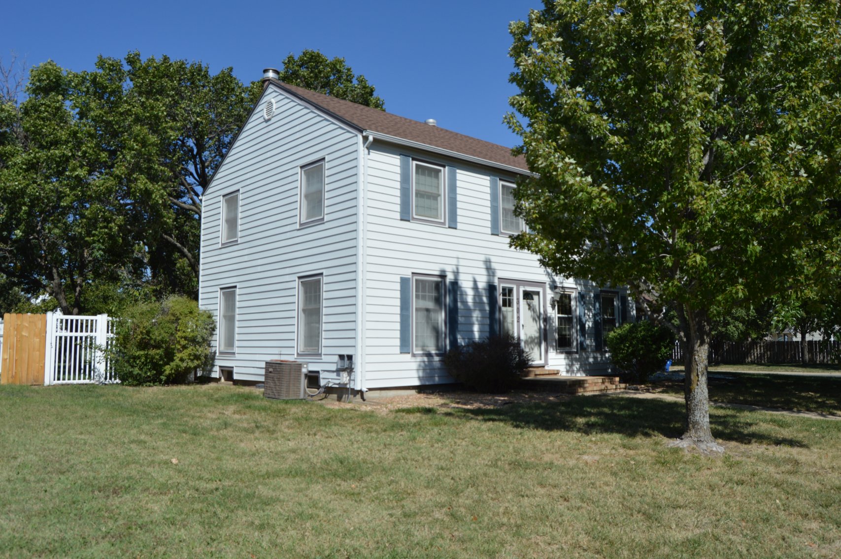 Image for 302 W Lexington