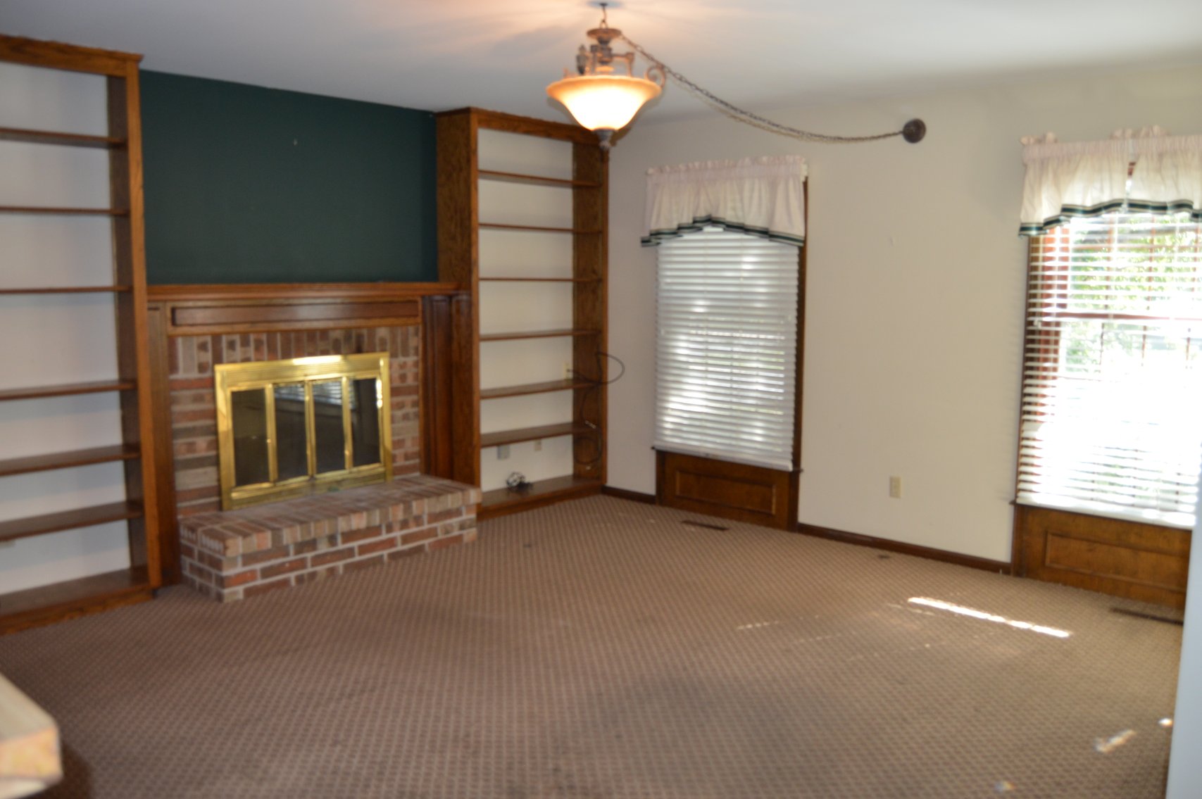 Image for 302 W Lexington