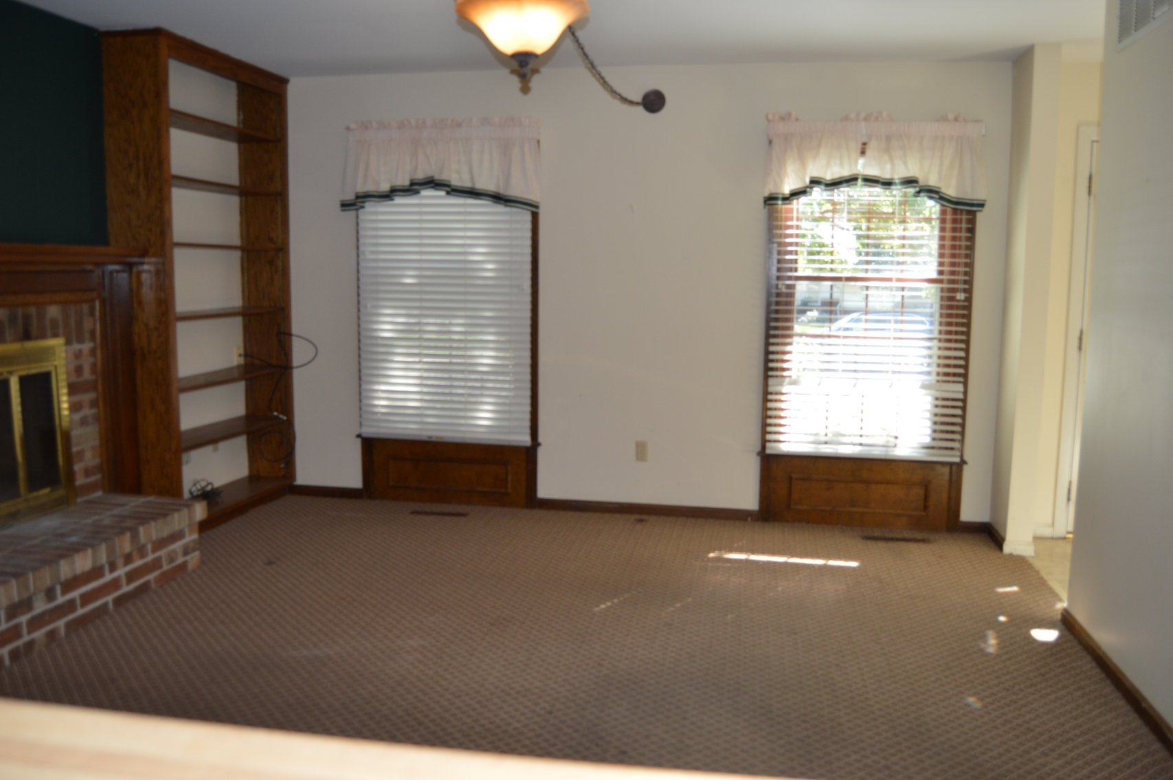 Image for 302 W Lexington