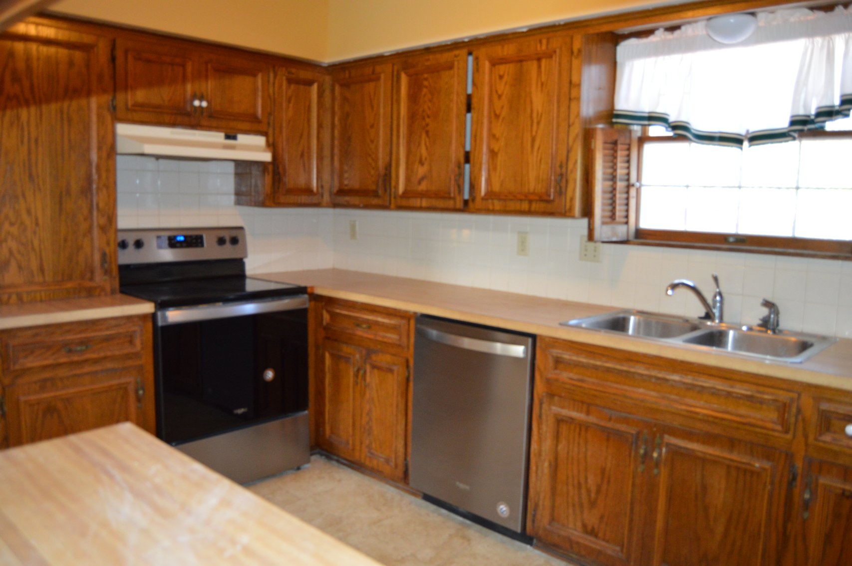 Image for 302 W Lexington