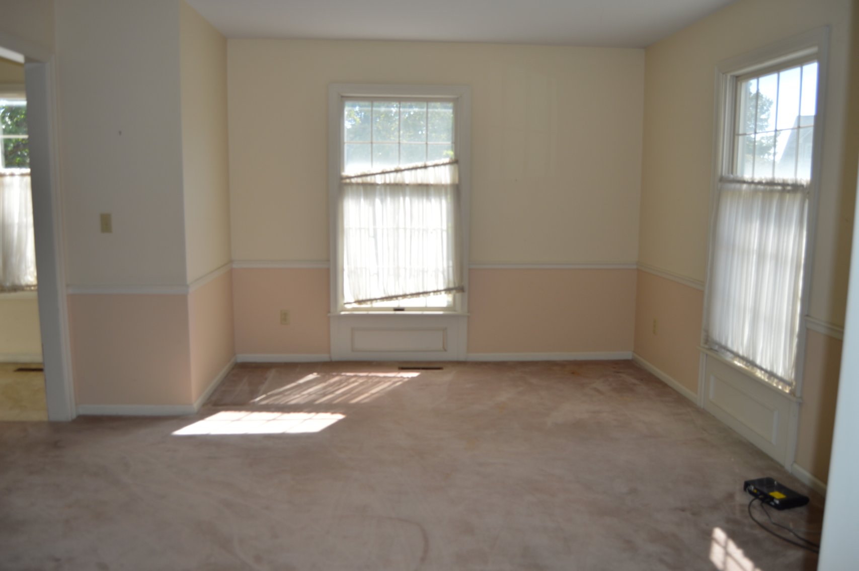 Image for 302 W Lexington