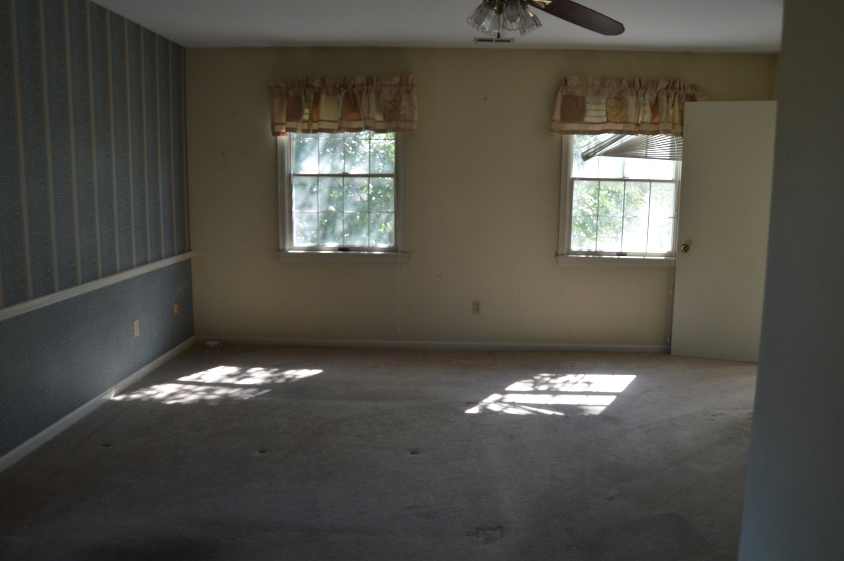 Image for 302 W Lexington